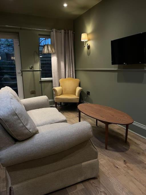 Peaceful Apartment In The Heart Of Фроум Экстерьер фото